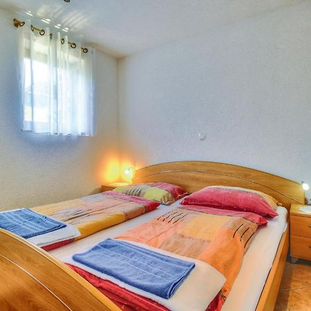 3 Bedroom Gorgeous Home In Buje Exterior foto